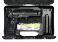 Pistolet BERETTA 92FS (USA) - zawartość walizki