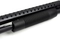 Strzelba Mossberg 590 - czółenko i osłona termiczna