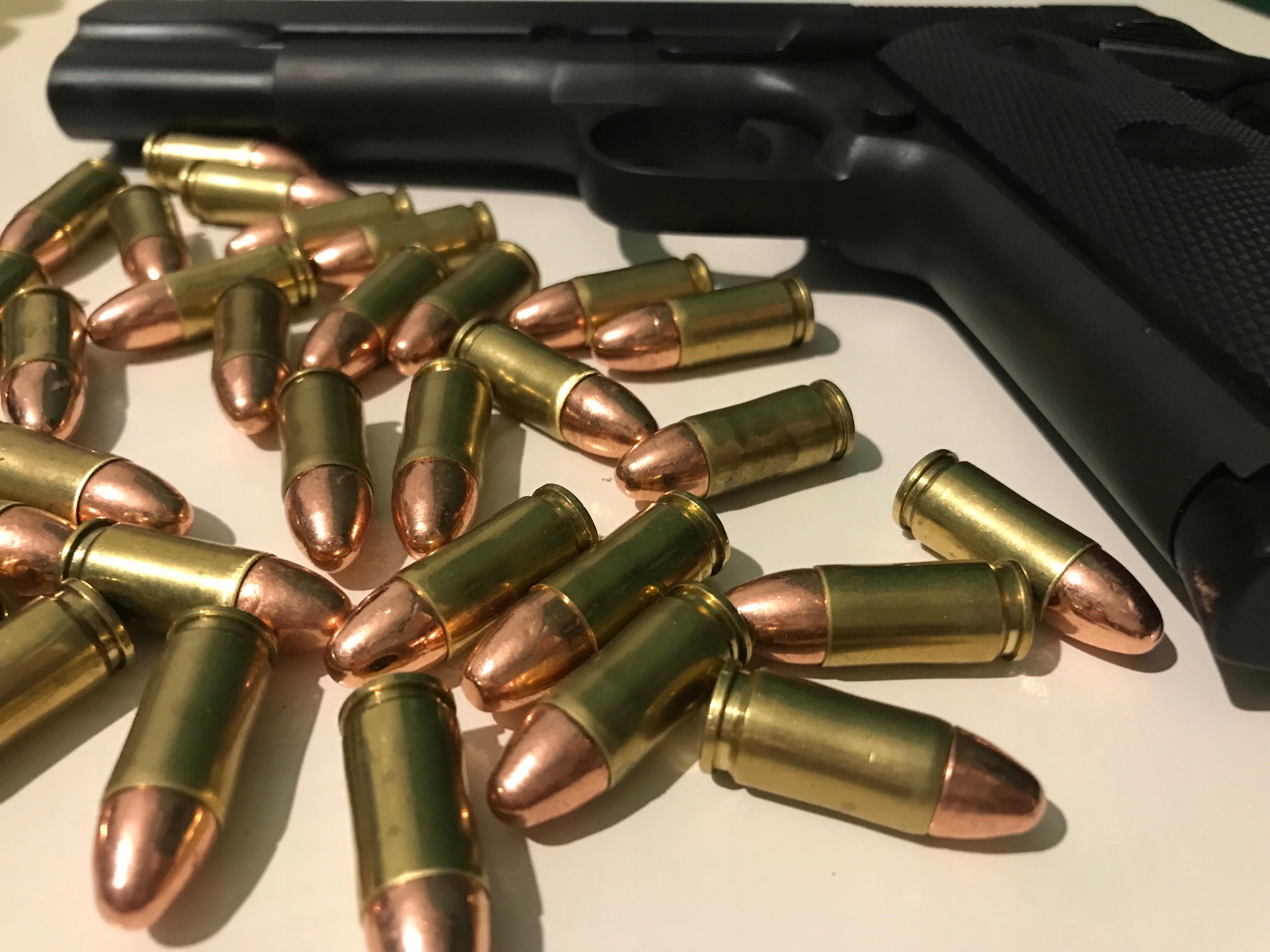 Amunicja 9×19 Parabellum – porównanie dostępnych rodzajów i zastosowań