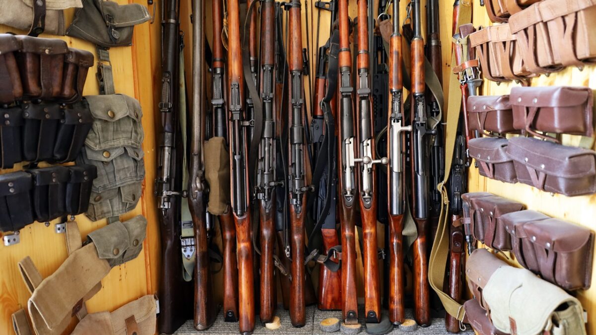 Przechowywanie broni i amunicji zgodnie z przepisami